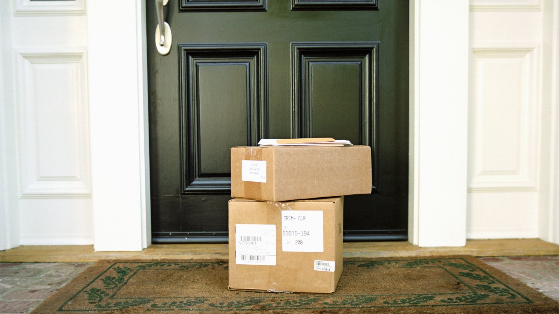 7 Ways to Protect Your Packages from Porch Pirates